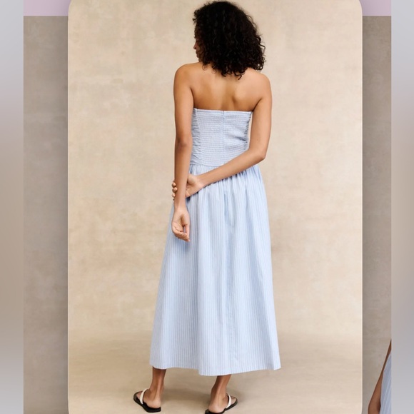 Joe's Jeans The Reina Strapless Linen Blend Midi Dress - Picture 12 of 13